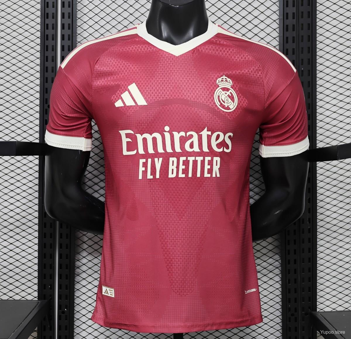 Real Madrid 2026/27 TERCERA MANGA CORTA VERSION JUGADOR